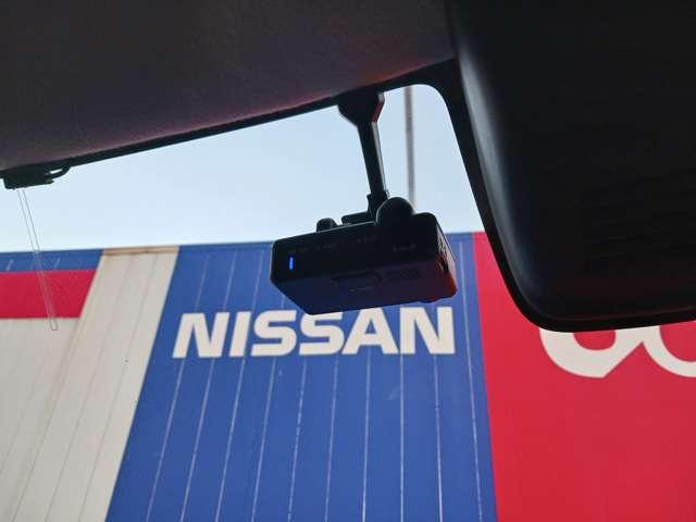 デイズルークス ６６０　ハイウェイスター　Ｇターボ　純正ナビ　アラウンドビューモニター（7枚目）