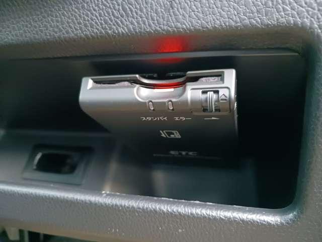 デイズルークス ６６０　ハイウェイスター　Ｇターボ　純正ナビ　アラウンドビューモニター（9枚目）