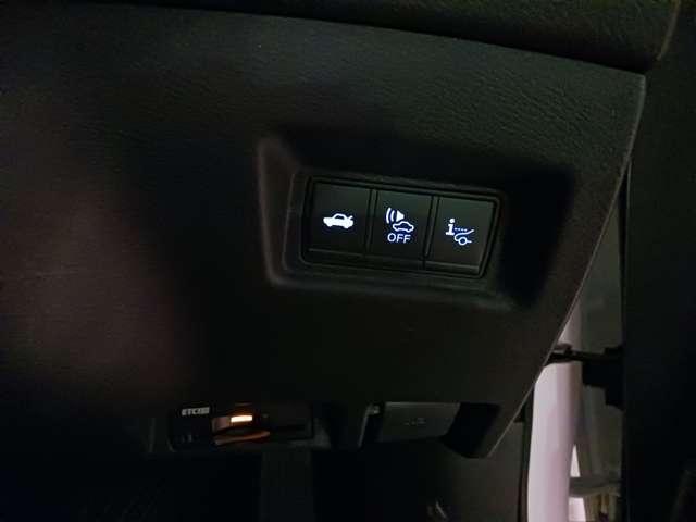 �O���ԗ��Ƃ̏Փ˖h�~�̃T�|�[�g�@�\��A�N�Z���ƃu���[�L�𓥂݊ԈႦ�����̃T�|�[�g�@�\�ȂǁA���S�������[�����ĂĐS�����ł��I�I