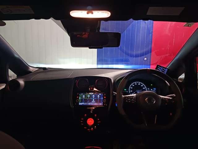 �C���p�l����̉摜�ɂȂ�܂��B