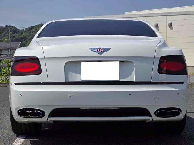 フライングスパー V8 フル後期仕様・ロワリングキット車高ダウン・22インチ マンソリーホイール・コンチネンタルタイヤ・ロックフォード Bluetoothキット・スピーカー交換済み・コムテック360度ドラレコ(20枚目)