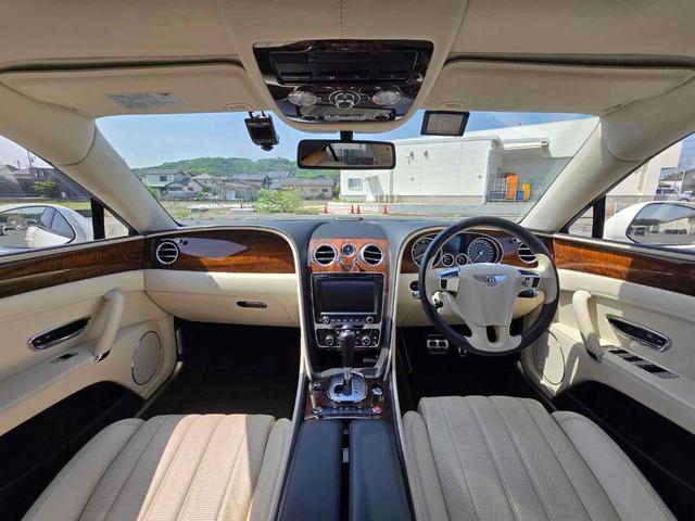 フライングスパー V8 フル後期仕様・ロワリングキット車高ダウン・22インチ マンソリーホイール・コンチネンタルタイヤ・ロックフォード Bluetoothキット・スピーカー交換済み・コムテック360度ドラレコ(43枚目)