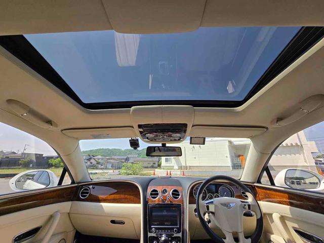 フライングスパー V8 フル後期仕様・ロワリングキット車高ダウン・22インチ マンソリーホイール・コンチネンタルタイヤ・ロックフォード Bluetoothキット・スピーカー交換済み・コムテック360度ドラレコ(44枚目)