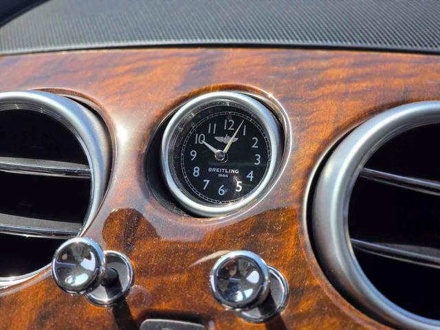 フライングスパー V8 フル後期仕様・ロワリングキット車高ダウン・22インチ マンソリーホイール・コンチネンタルタイヤ・ロックフォード Bluetoothキット・スピーカー交換済み・コムテック360度ドラレコ(48枚目)