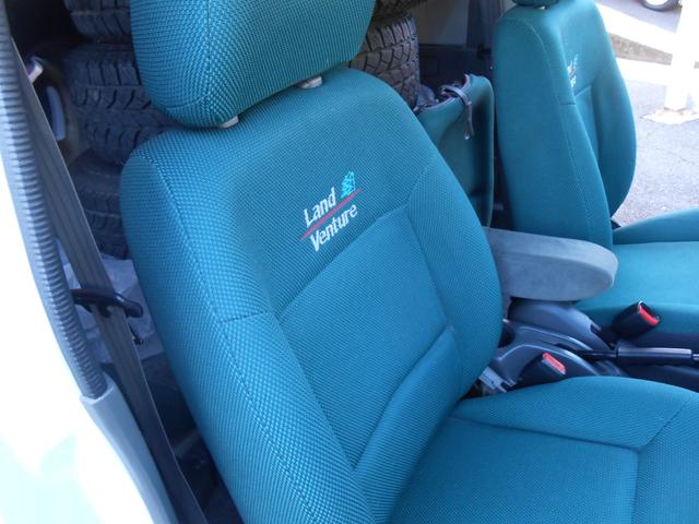 ジムニー ランドベンチャー インタークーラーターボ・4WD・ナビ・ワンセグ・バックカメラ・ETC・Eスターター・スズキスポーツショック(3枚目)