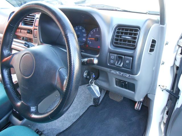 ジムニー ランドベンチャー インタークーラーターボ・4WD・ナビ・ワンセグ・バックカメラ・ETC・Eスターター・スズキスポーツショック(6枚目)