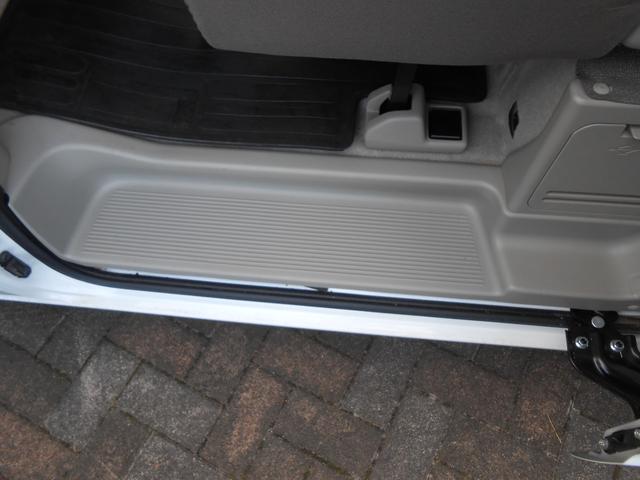 エブリイ ジョインターボ 4WD・レーダーブレーキサポート・パナソニックナビ・Bluetooth・フルセグ・ETC・禁煙車(7枚目)