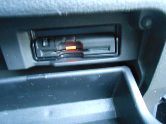 セレナ ハイウェイスター　Ｓ－ハイブリッド　両側パワースライド・純正ナビ・Ｂｌｕｅｔｏｏｔｈ・バックカメラ・ＥＴＣ・ＨＩＤ・スマーキー２個・禁煙車（9枚目）