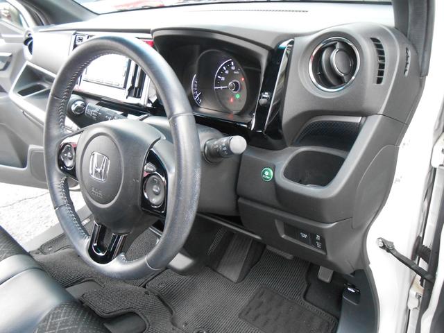 Ｎ－ＷＧＮカスタム Ｇ　ＳＳパッケージ　４ＷＤ・純正ナビ・ＴＶ・ＤＶＤ・バックカメラ・ＨＩＤ・ＥＴＣ・スマーキー２個・禁煙車（11枚目）