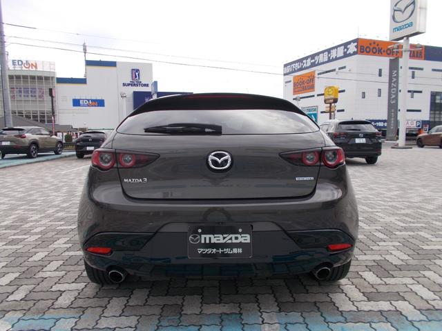 MAZDA3ファストバック 20Sバーガンディ セレクション マツダレーダークルーズコントロールMRCC バックカメラ BOSEサウンドシステム ETC車載器(3枚目)