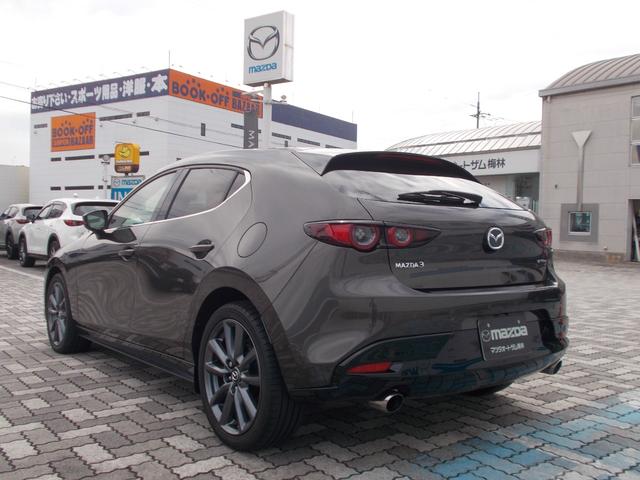 MAZDA3ファストバック 20Sバーガンディ セレクション マツダレーダークルーズコントロールMRCC バックカメラ BOSEサウンドシステム ETC車載器(9枚目)