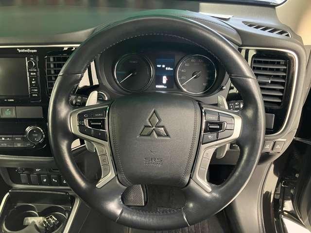 アウトランダーＰＨＥＶ Ｇナビパッケージ　ナビ　フルセグ　全方位モニター　ドライブ（12枚目）