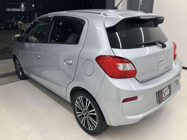 �h�A�o�C�U�[�E�t���A�}�b�g�t���ł��B