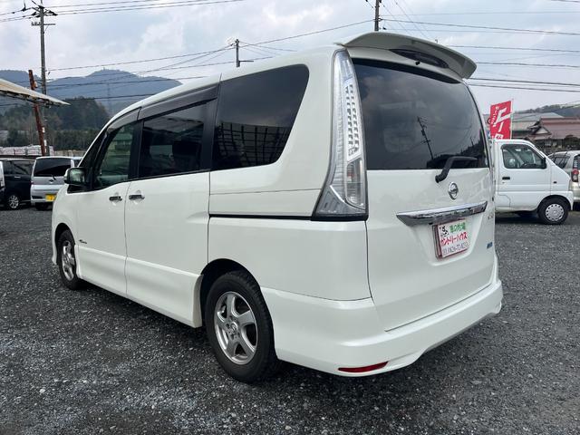 セレナ ハイウェイスター　Ｓ－ハイブリッド　Ｖセレクション　インテリキー　プッシュスタート　リア両側電動スライドドア　ナビ　ＴＶ　バックカメラ　ＥＴＣ　クルーズコントロール　後席モニター　ＡＢＳ　アルミ（13枚目）