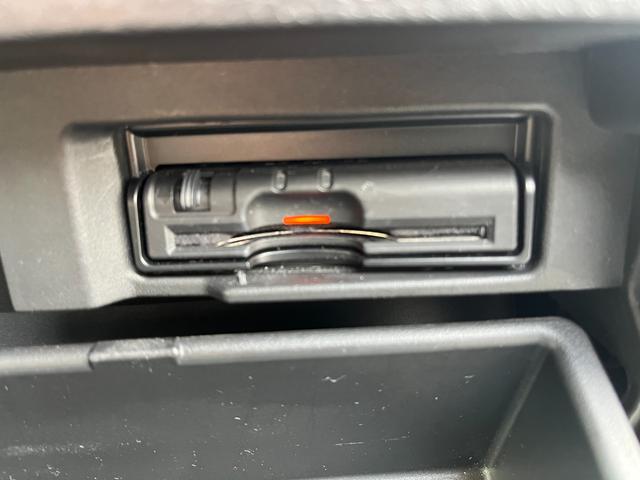 セレナ ハイウェイスター　Ｓ－ハイブリッド　Ｖセレクション　インテリキー　プッシュスタート　リア両側電動スライドドア　ナビ　ＴＶ　バックカメラ　ＥＴＣ　クルーズコントロール　後席モニター　ＡＢＳ　アルミ（28枚目）