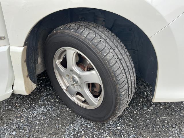 セレナ ハイウェイスター　Ｓ－ハイブリッド　Ｖセレクション　インテリキー　プッシュスタート　リア両側電動スライドドア　ナビ　ＴＶ　バックカメラ　ＥＴＣ　クルーズコントロール　後席モニター　ＡＢＳ　アルミ（39枚目）