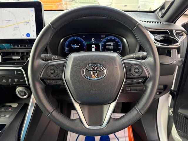 ハリアー Ｚ　４ＷＤ　パノラマカメラ　純正ナビ　ＪＢＬ　フルセグＴＶ　デジタルインナーミラー　パワーバックドア　トヨタセフティーＳ　ビルトインＥＴＣ２．０　ハーフレザーシート　純正ＡＷ　ワンオーナー（8枚目）