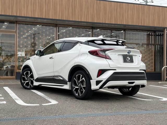 C-HR G モード ブルーノ トヨタセフティーS モデリスタエアロ 純正ナビ フルセグ フロントカメラ バックカメラ BSM ハーフレザーシート シーケンシャルLEDライト 純正18インチホイール(5枚目)