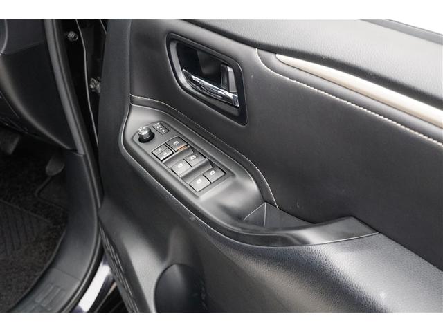 エスクァイア Gi ブラックテーラード 衝突軽減システム キーレス アイスト アルミ ナビTV ETC車載器 オートエアコン 横滑り防止 LEDランプ ABS ミュージックプレイヤー接続可 スマートキー ワンオーナー クルコン 3列シート(26枚目)