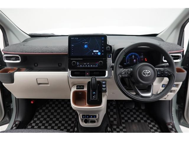 シエンタ ハイブリッドＺ　Ｂカメラ　３列シート　カーテンエアバック　ＡＣ１００Ｖ　ＡＢＳ　エアバッグ　キーレス　ＬＥＤライト　フルセグテレビ　寒冷地仕様車　オートクルーズコントロール　ミュージックプレイヤー接続可　ナビＴＶ（4枚目）