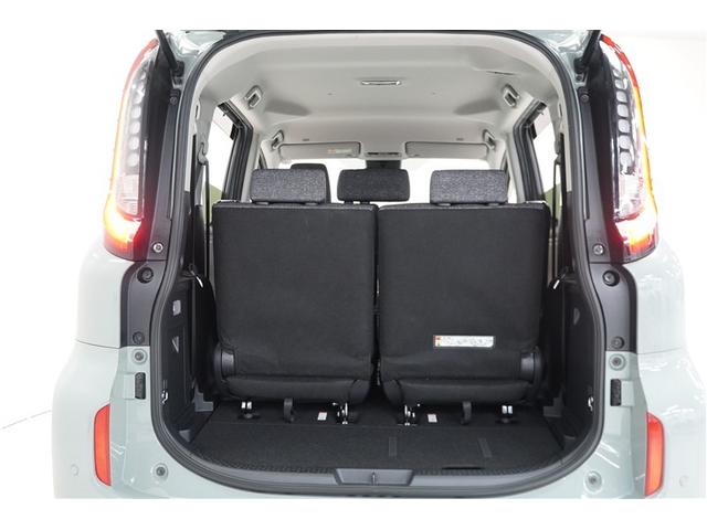 シエンタ ハイブリッドＺ　Ｂカメラ　３列シート　カーテンエアバック　ＡＣ１００Ｖ　ＡＢＳ　エアバッグ　キーレス　ＬＥＤライト　フルセグテレビ　寒冷地仕様車　オートクルーズコントロール　ミュージックプレイヤー接続可　ナビＴＶ（22枚目）