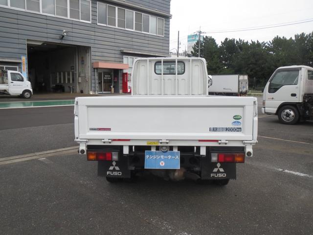 最大積載量2000kg平ボディ(3枚目)