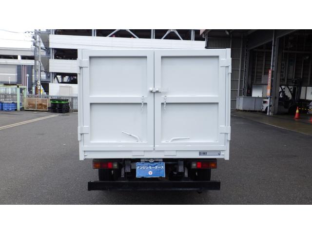キャンター 　１．９ｔ　深ダンプ　予備検（〜Ｒ７年７月８日）　マニュアル５速　極東製　テールゲート２枚観音開（3枚目）