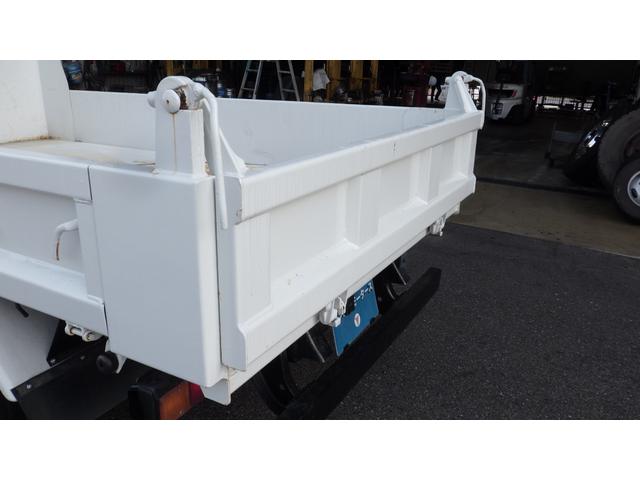 キャンター 1.85t 4WD ダンプ 全低床 デュオニックAT(35枚目)