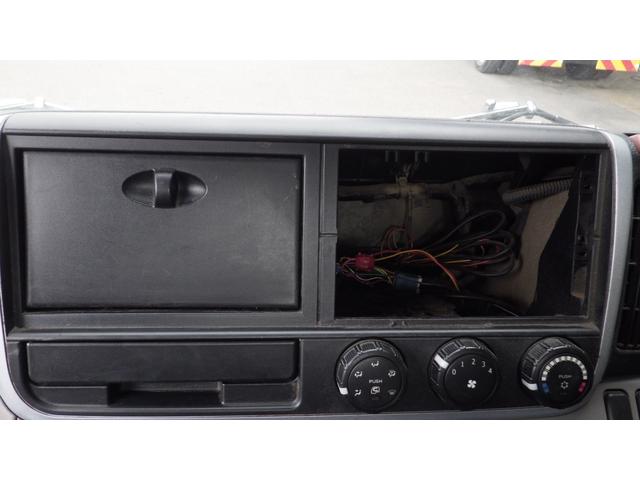 キャンター 3t ダンプ 全低床 メッキパーツ コボレン枠付 5速MT(10枚目)