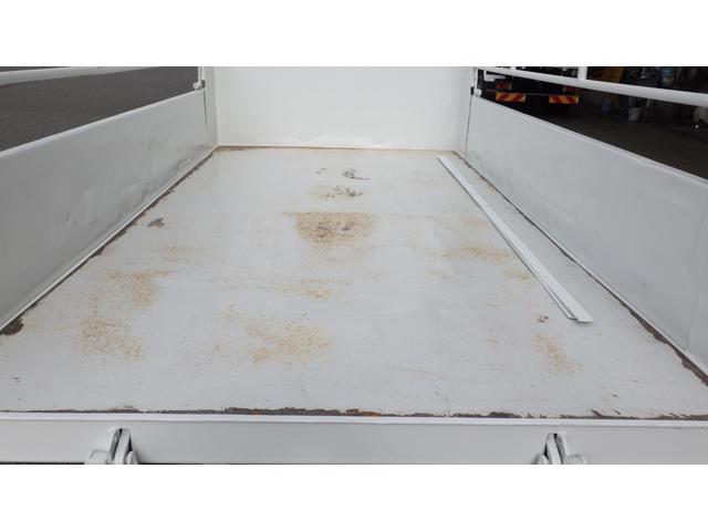 キャンター 3t ダンプ 全低床 メッキパーツ コボレン枠付 5速MT(37枚目)