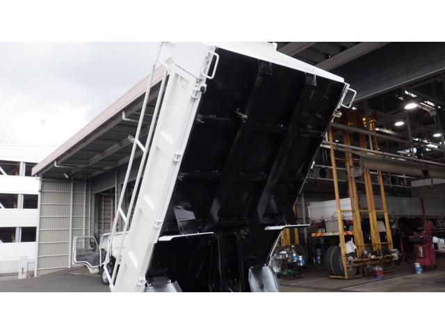 キャンター 3t ダンプ 全低床 メッキパーツ コボレン枠付 5速MT(46枚目)