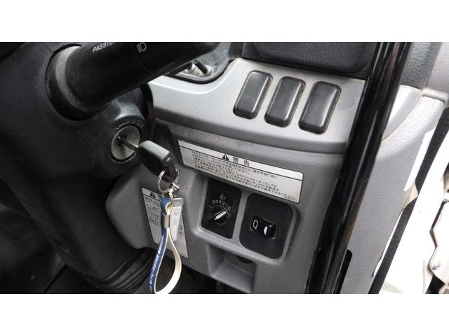 キャンター 3t ダンプ 全低床 コボレン枠付 5速マニュアル ETC(70枚目)