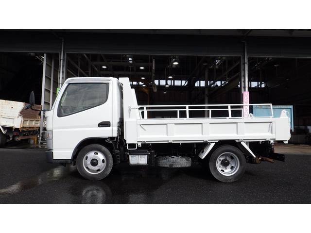 キャンター 　３ｔ　ダンプ　全低床　コボレン枠付　マニュアル５速（5枚目）