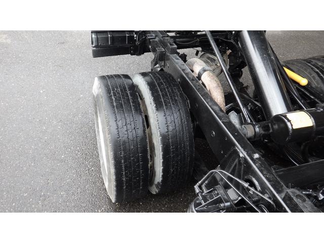 キャンター 　３ｔ　ダンプ　全低床　コボレン枠付　マニュアル５速（20枚目）