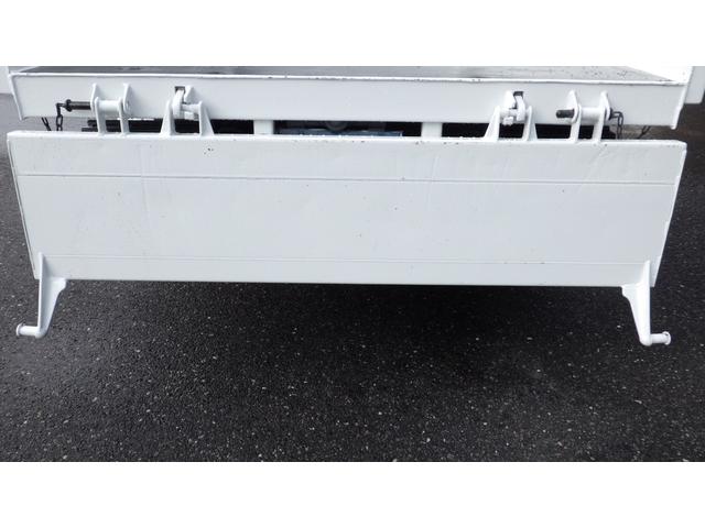 キャンター 　３ｔ　ダンプ　全低床　コボレン枠付　マニュアル５速（35枚目）