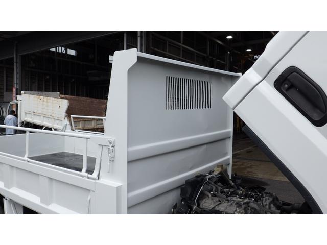 キャンター 　３ｔ　ダンプ　全低床　コボレン枠付　マニュアル５速（36枚目）