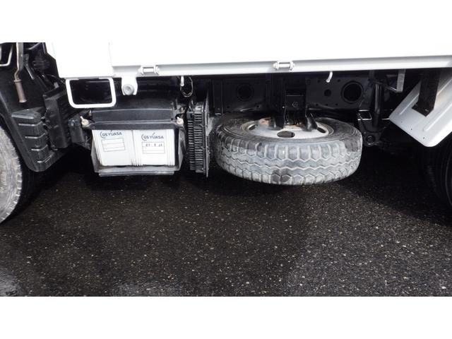 キャンター 　３ｔ　ダンプ　全低床　コボレン枠付　マニュアル５速（52枚目）