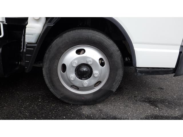 キャンター 　３ｔ　ダンプ　全低床　コボレン枠付　マニュアル５速（61枚目）