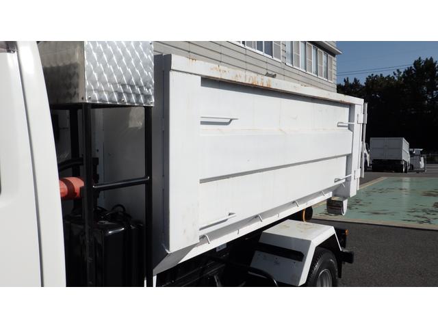 エルフトラック 3t 新明和製アームロール 4立米コンテナ付 予備検付(〜8年1月16日) マニュアル6速 ETC(29枚目)