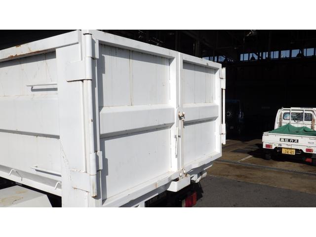 エルフトラック 3t 新明和製アームロール 4立米コンテナ付 予備検付(〜8年1月16日) マニュアル6速 ETC(32枚目)