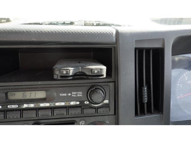 エルフトラック 3t 新明和製アームロール 4立米コンテナ付 予備検付(〜8年1月16日) マニュアル6速 ETC(68枚目)