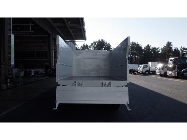 キャンター 　３ｔ　ダンプ　深あおり　マニュアル５速　ＥＴＣ付（18枚目）