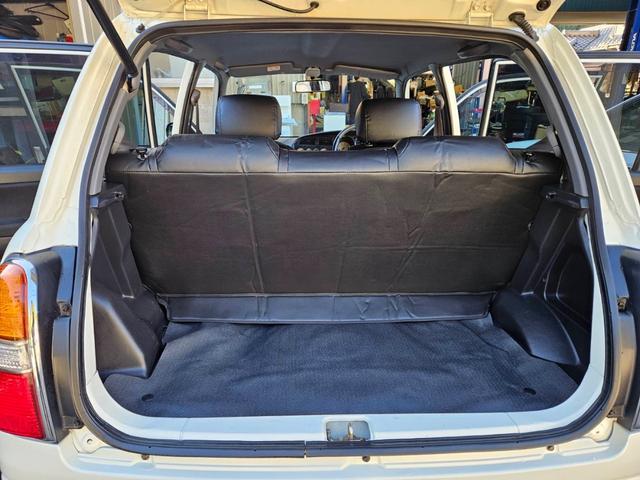 ミラジーノ ミニライトスペシャルターボ　ターボ付　後期型　タイミングベルト＆ウォーターポンプ交換　新品国産タイヤ４本交換　ＨＩＤライト　ミニライトアルミ　新品ブラック革調シートカバー　キーレス　フォグ　ＥＴＣ　フル装備　ルームクリーニング（21枚目）