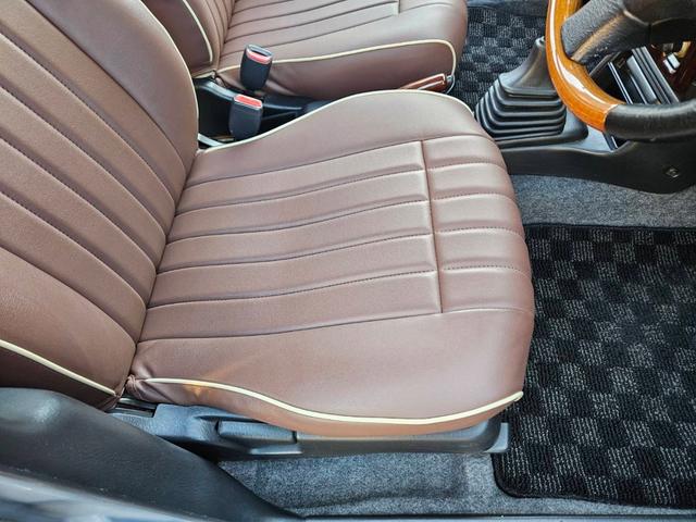 ミラジーノ ジーノターボ　色替グレー塗装済　ターボ　４ＷＤ　５速ミッション　タイミングベルト交換済　ブラウン革調シートカバー　ＣＤ　ＥＴＣ　ヘッドライトバイザー　ミニライトアルミ　フォグ　ウッドコンビハンドル　ウッド調パネル（24枚目）