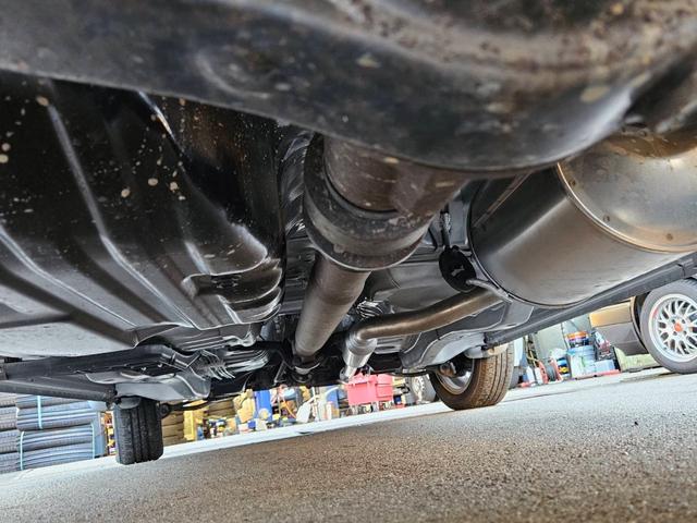 ミラジーノ ジーノターボ　色替グレー塗装済　ターボ　４ＷＤ　５速ミッション　タイミングベルト交換済　ブラウン革調シートカバー　ＣＤ　ＥＴＣ　ヘッドライトバイザー　ミニライトアルミ　フォグ　ウッドコンビハンドル　ウッド調パネル（40枚目）