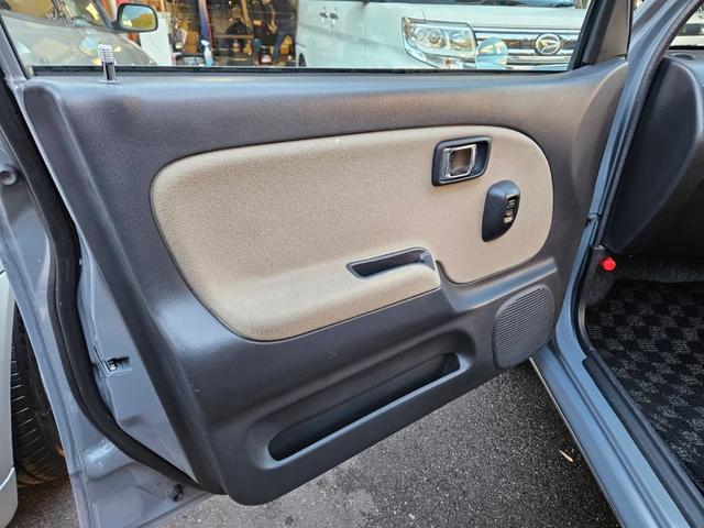 ミラジーノ ジーノターボ　色替グレー塗装済　ターボ　４ＷＤ　５速ミッション　タイミングベルト交換済　ブラウン革調シートカバー　ＣＤ　ＥＴＣ　ヘッドライトバイザー　ミニライトアルミ　フォグ　ウッドコンビハンドル　ウッド調パネル（52枚目）