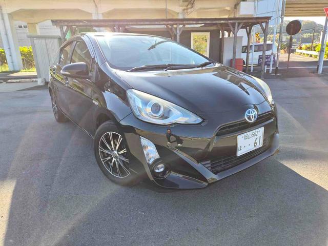 アクア Ｇブラックソフトレザーセレクション　ドライブレコーダー　ＴＶ　オートクルーズコントロール　衝突被害軽減システム　アルミホイール　スマートキー　ＣＶＴ　盗難防止システム　衝突安全ボディ　ＡＢＳ　ＥＳＣ　エアコン　パワーステアリング（11枚目）