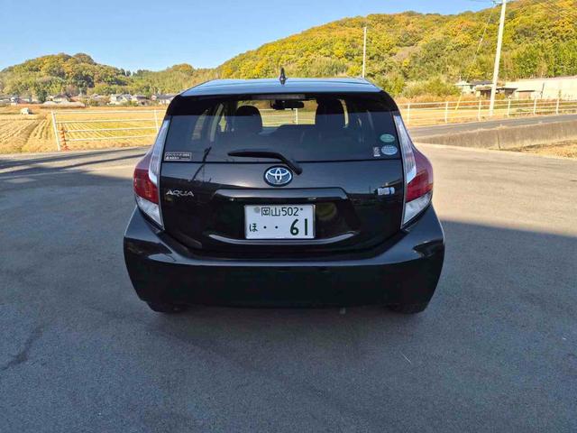 アクア Ｇブラックソフトレザーセレクション　ドライブレコーダー　ＴＶ　オートクルーズコントロール　衝突被害軽減システム　アルミホイール　スマートキー　ＣＶＴ　盗難防止システム　衝突安全ボディ　ＡＢＳ　ＥＳＣ　エアコン　パワーステアリング（15枚目）