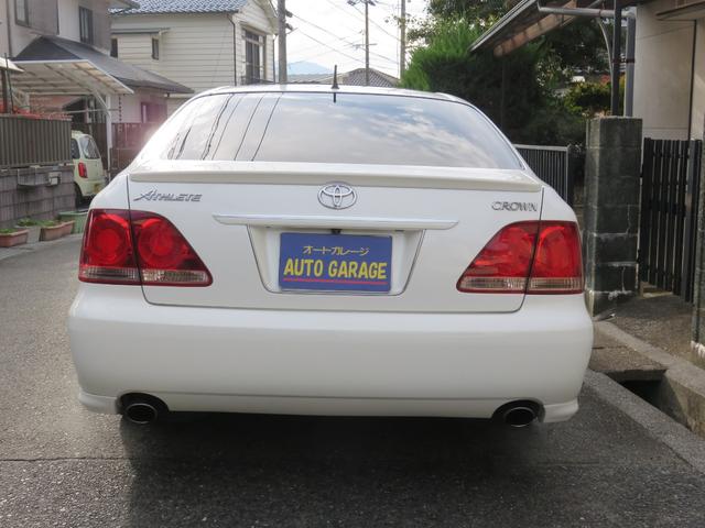 クラウン アスリート　６０ｔｈスペシャルエディション　黒革シート　サンルーフ　スマートキー　ＥＴＣ　ＨＤＤナビ　バックカメラ　スカッフイルミネーション（4枚目）