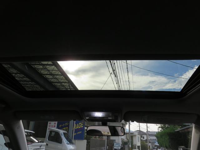 クラウン アスリート　６０ｔｈスペシャルエディション　黒革シート　サンルーフ　スマートキー　ＥＴＣ　ＨＤＤナビ　バックカメラ　スカッフイルミネーション（16枚目）